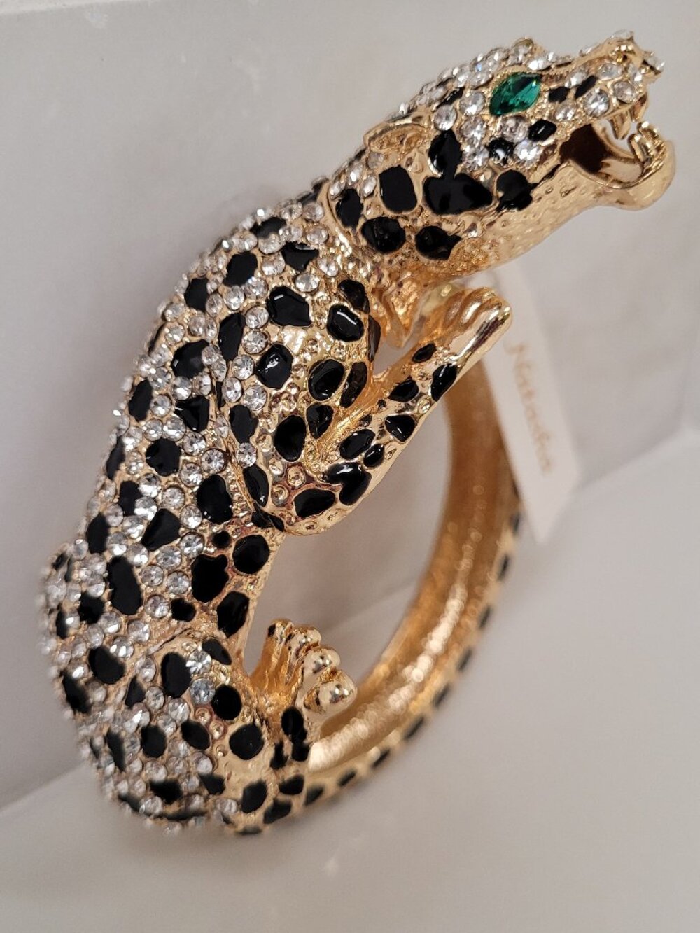Stunning Fearless and Majestic Tiger Bracelet. Gold-Tone. Sparkly. Natasha. New. - Picture 3 of 15